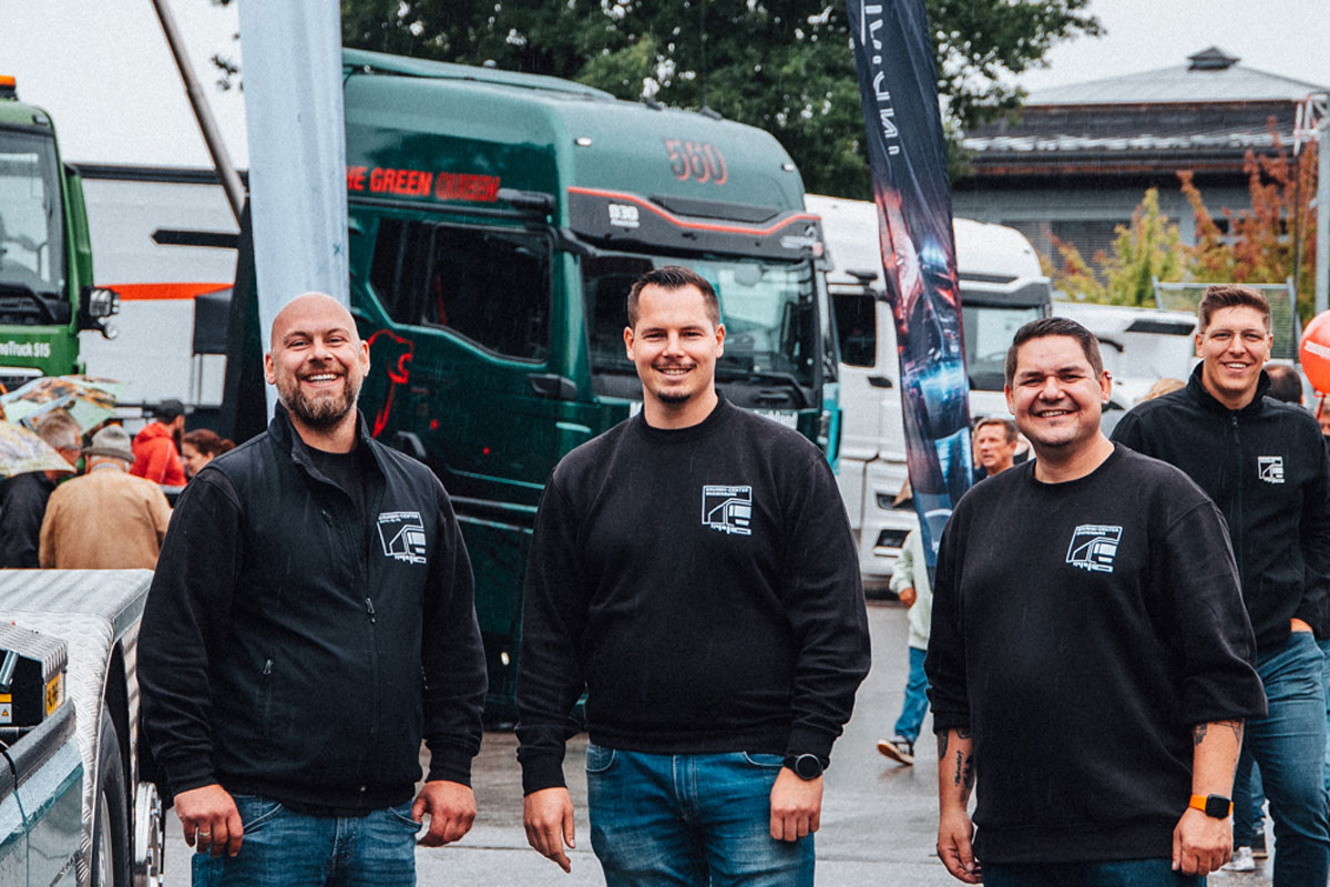 Team beim Tag der offenen Tür